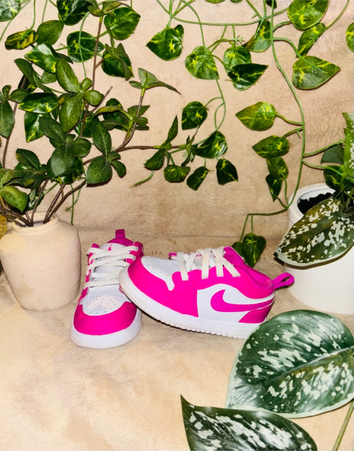 Jordan 1 Toddler Shoes - Pink and White - photo 3