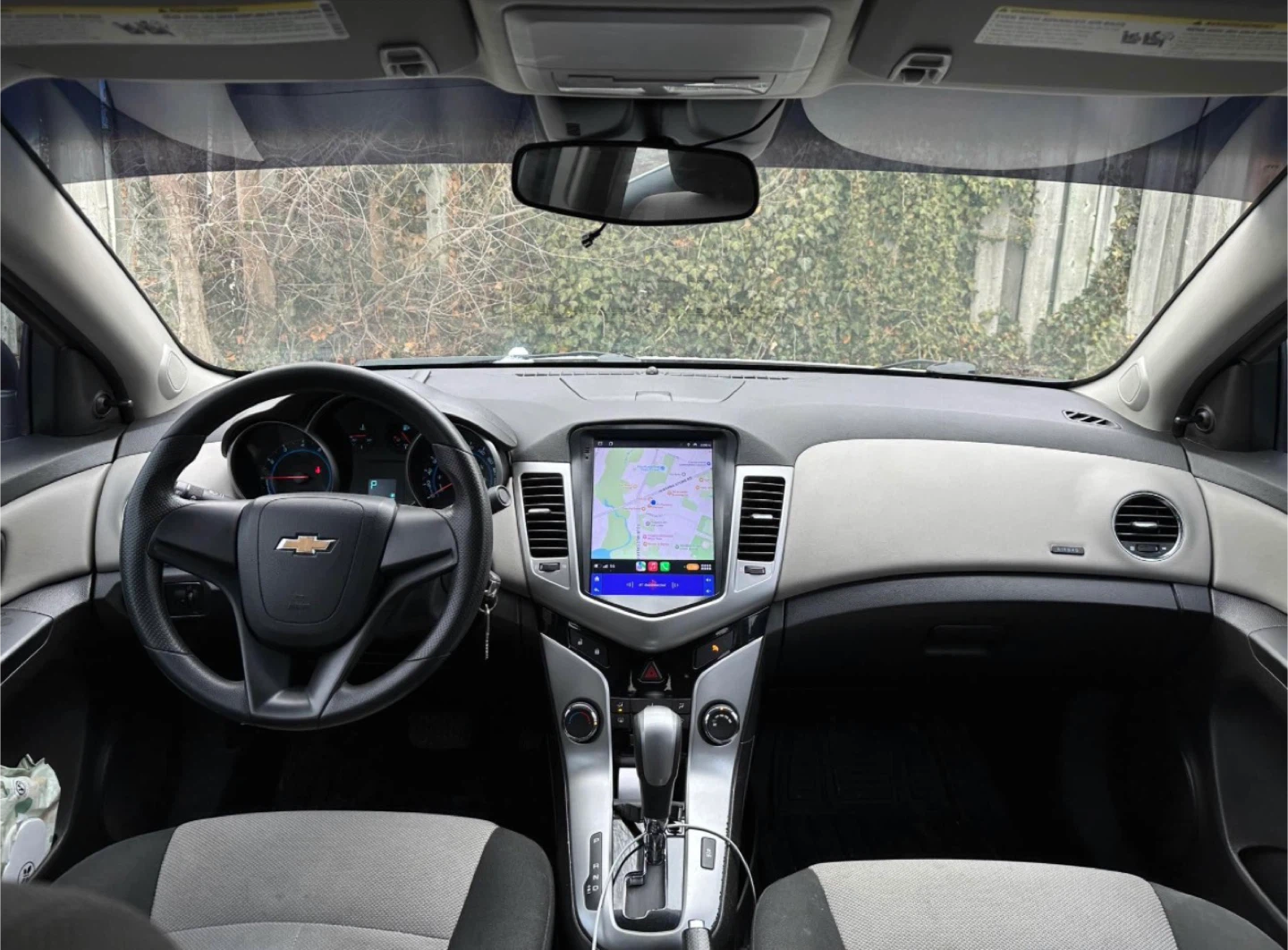 White Chevrolet Cruze Sedan - photo 4