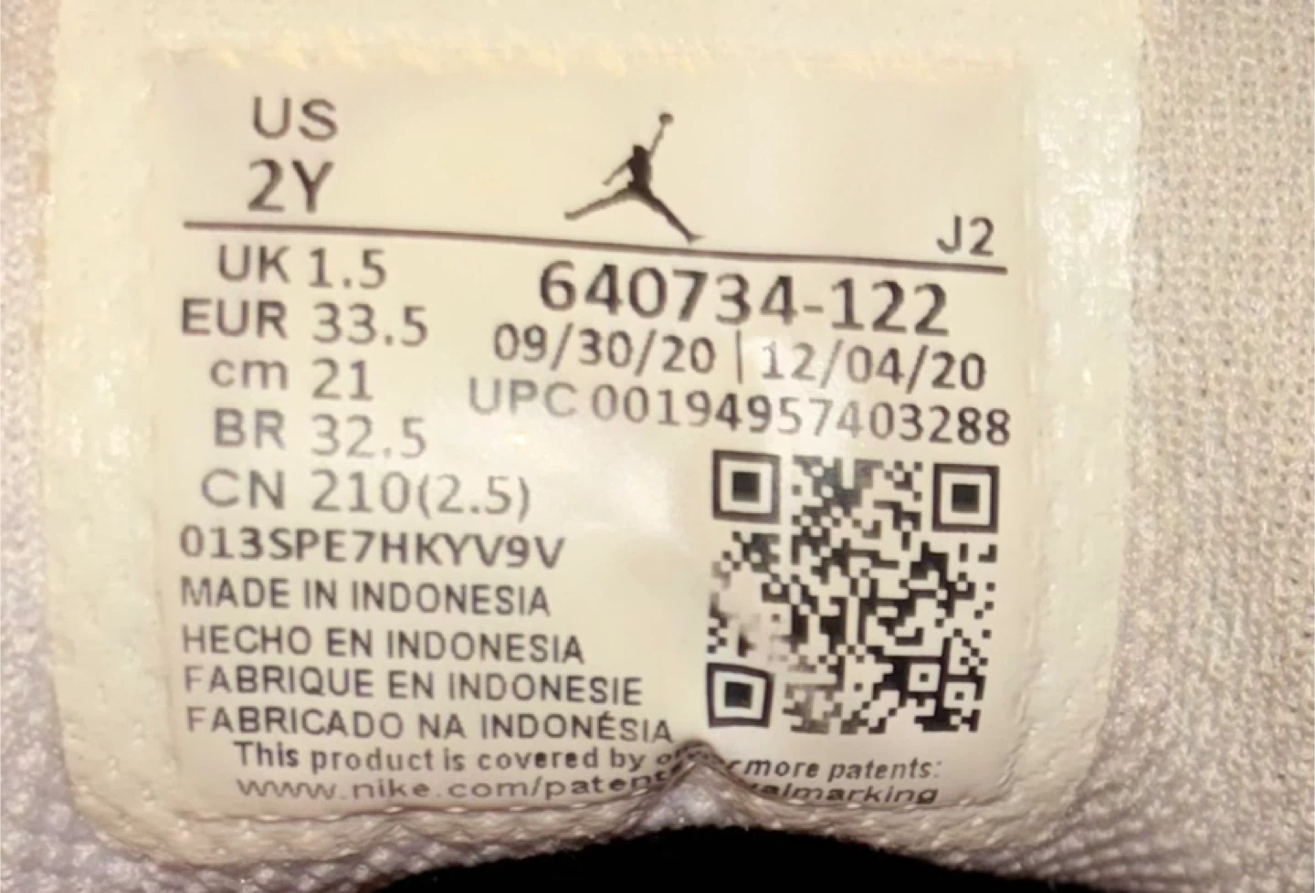 Air Jordan 1 Mid SE Youth Shoes - photo 3