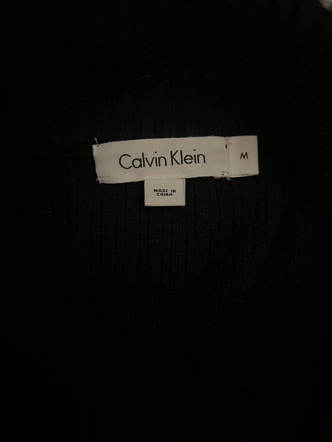 Calvin Klein Black Ribbed 1/4 Zip Sweater - Men’s - Size M - photo 2