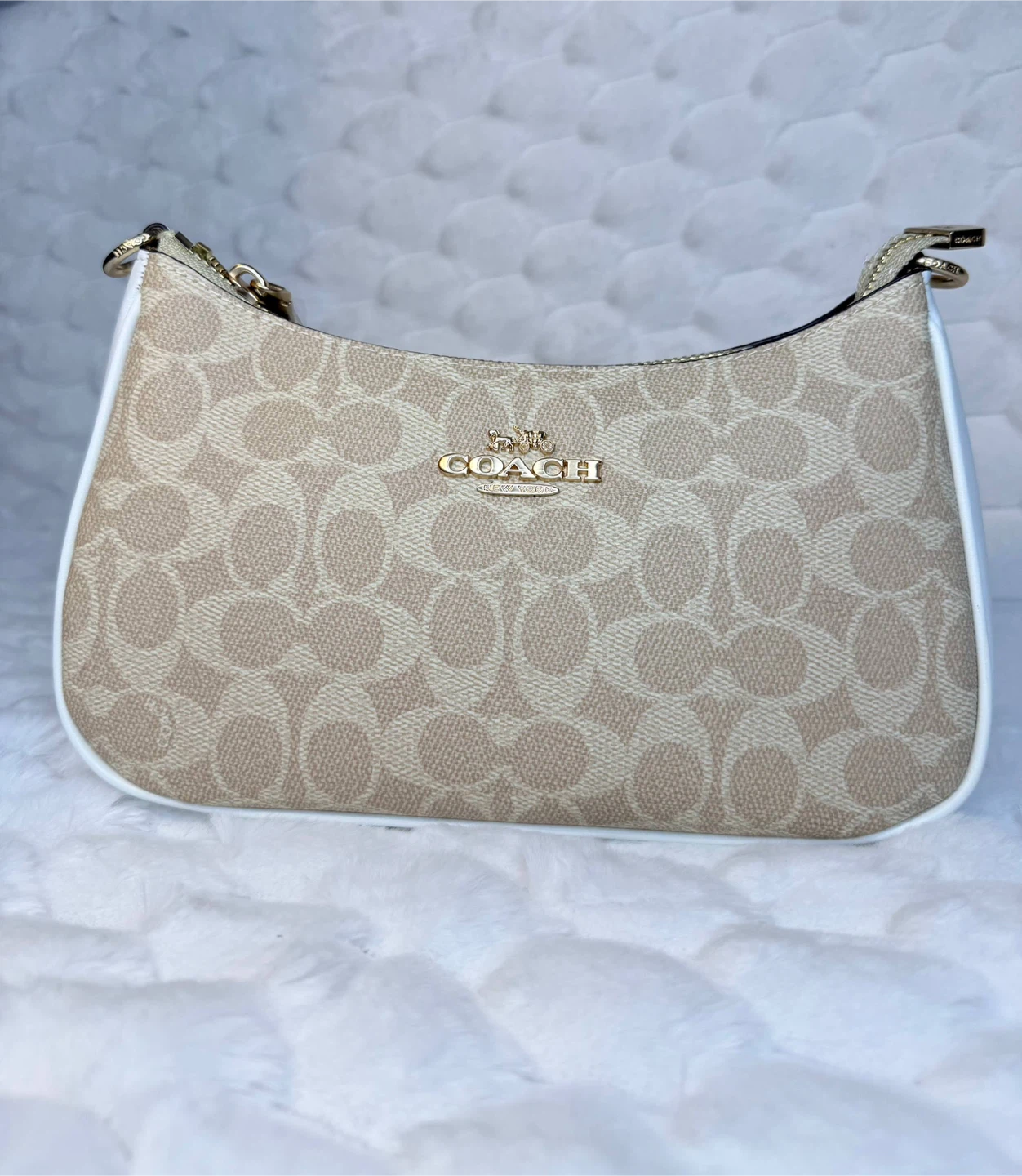 LIMITED valentine's DEALs Coach Black Teri and handbag. Women