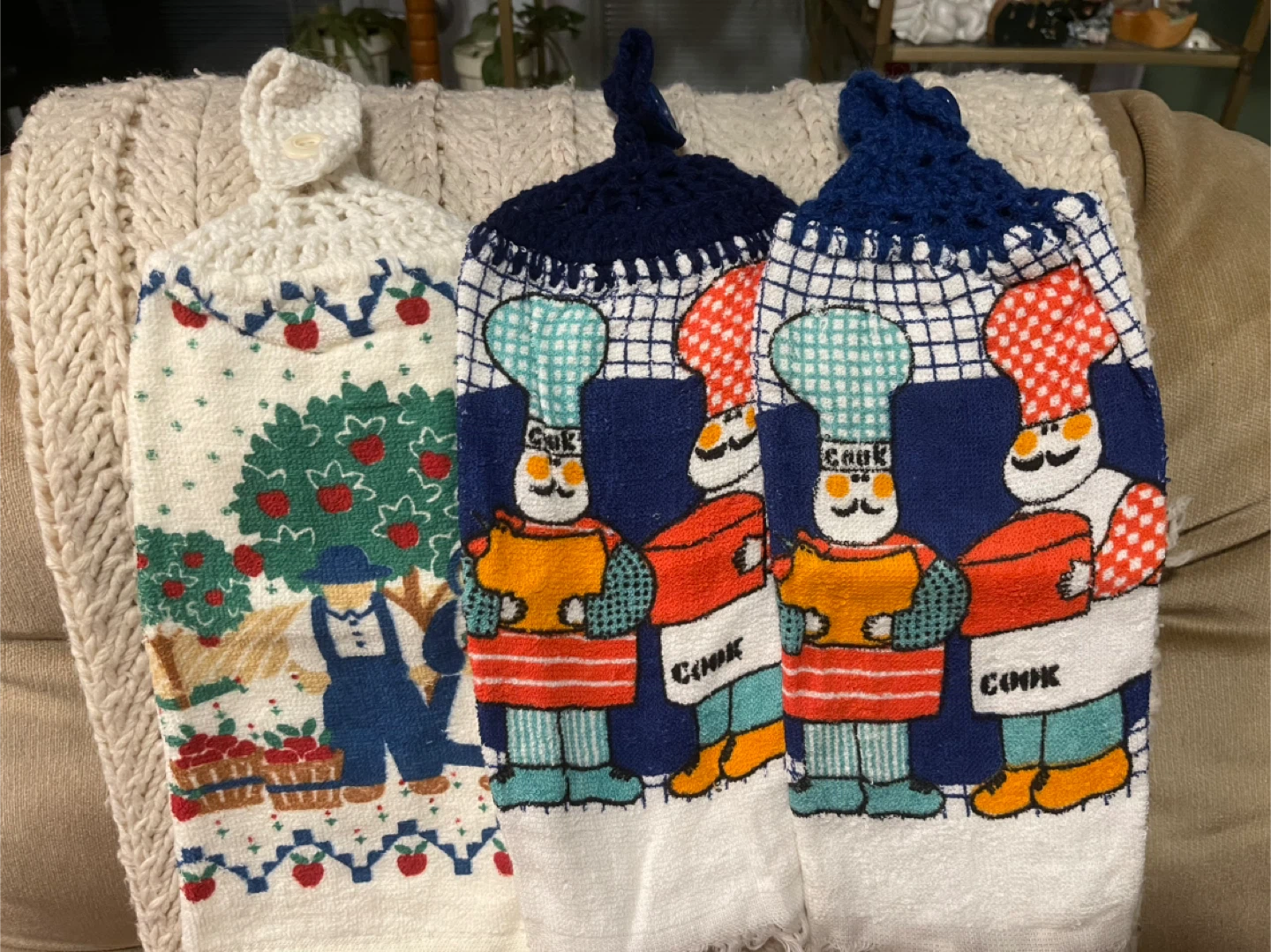 Crochet Top Kitchen Towels with 15 Assorted Designs $4. Each 🥕