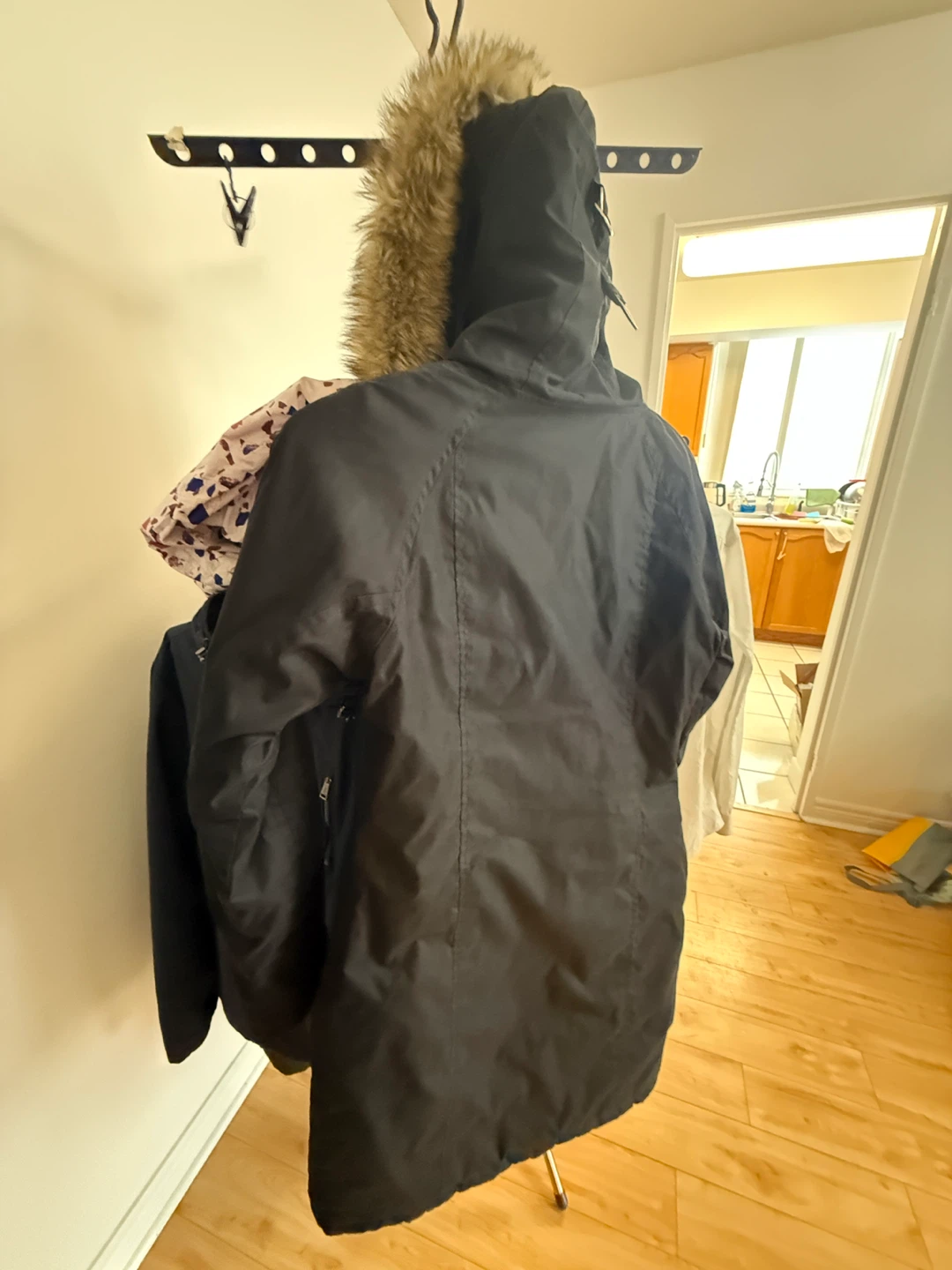 Aritzia TNA Avoriaz Winter Jacket - photo 3