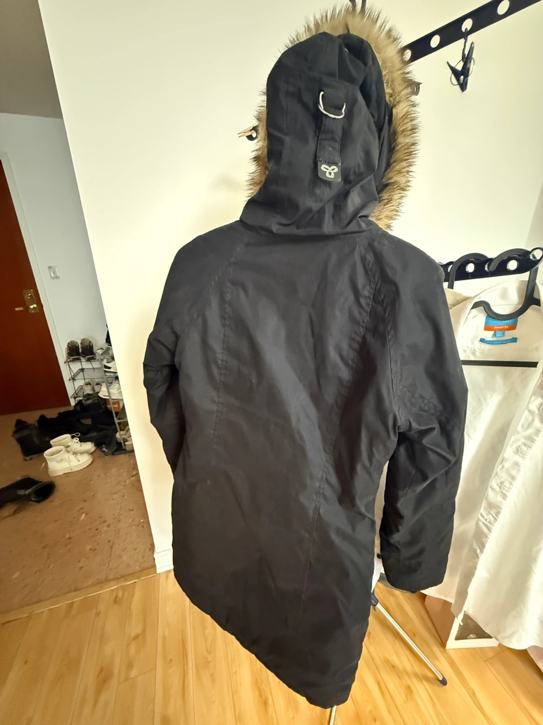 Aritzia TNA Avoriaz Winter Jacket - photo 4