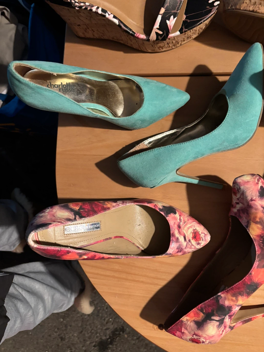 Shoes for women 10 dollars each - photo 3
