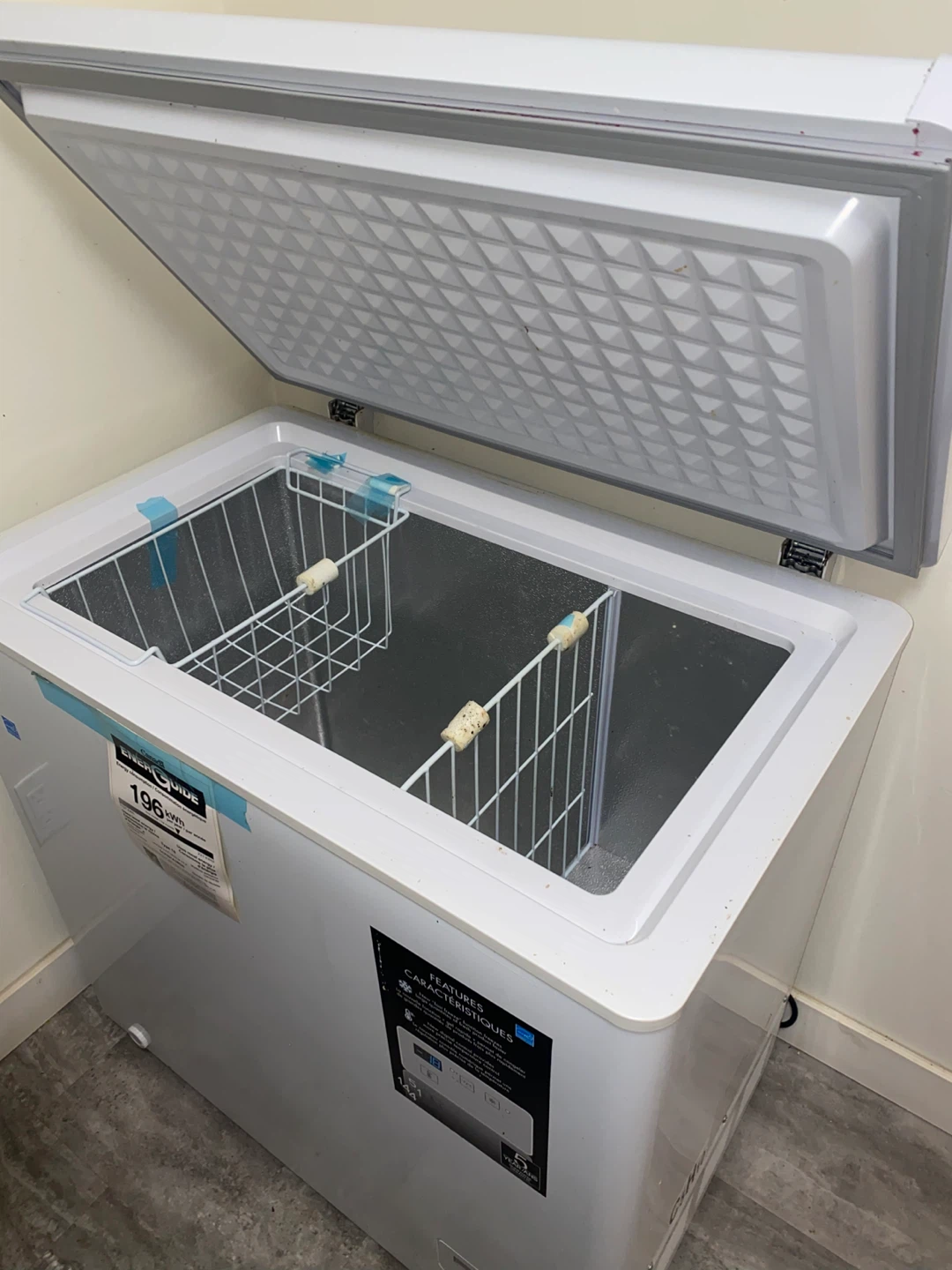 Chest Freezer DCF051A3WDD