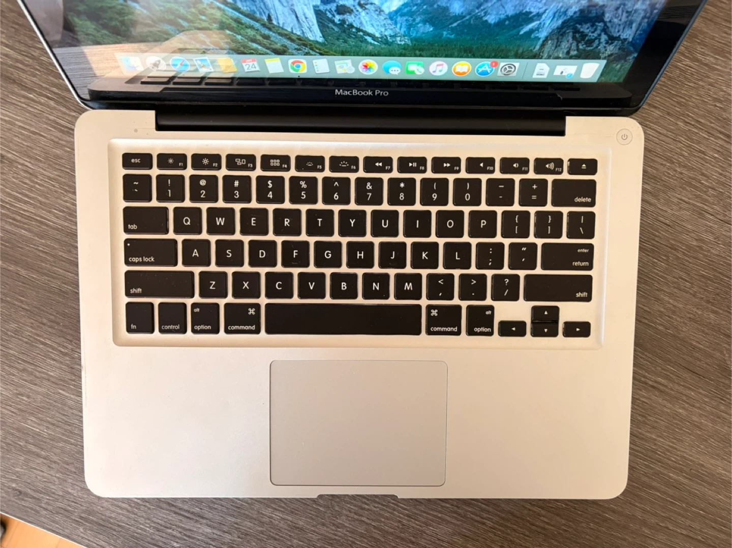 Apple MacBook Pro (13-inch, Early 2011) - photo 2