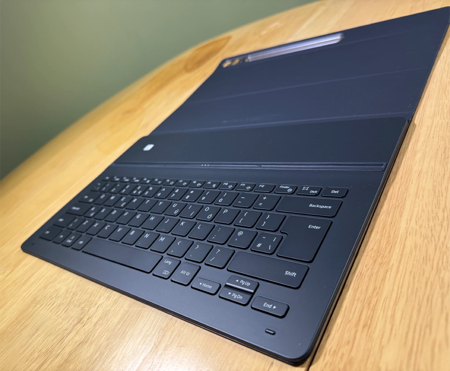Samsung Galaxy Tab S8 Ultra Keyboard Case - photo 5