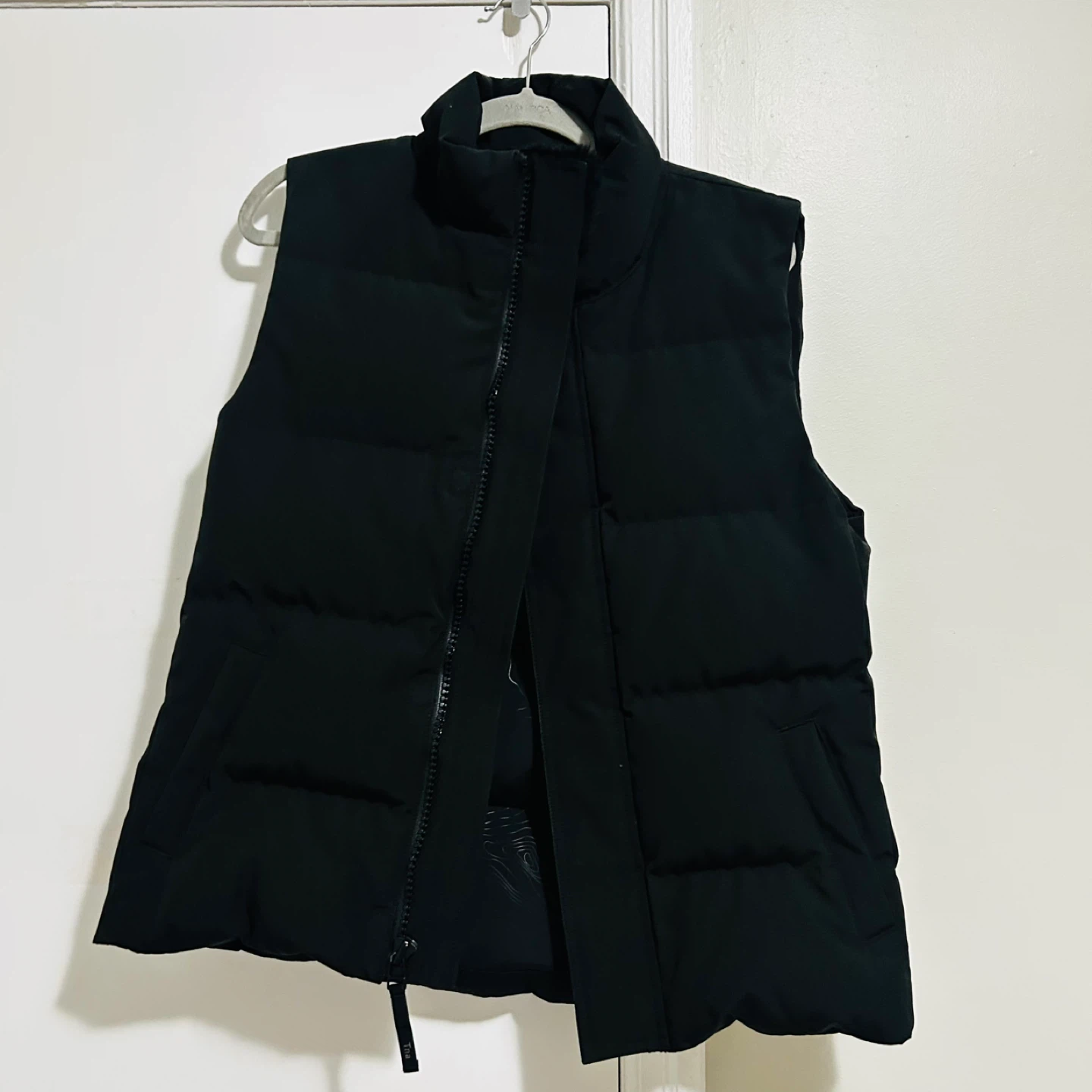 Tna The Powder Parka Vest - Black - Size M - photo 3