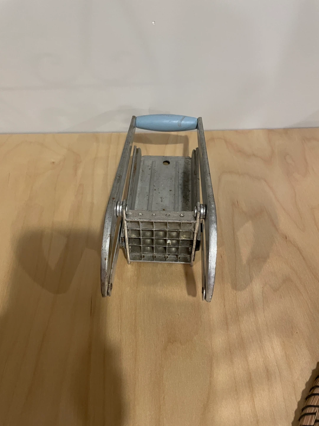 Vintage Metal French Fry Cutter - photo 3