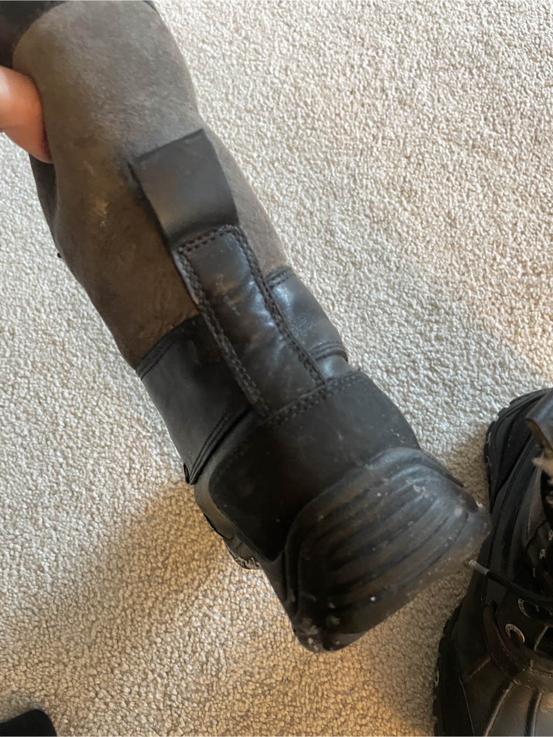 UGG Women's Black Winter Boots Size 6 - photo 5