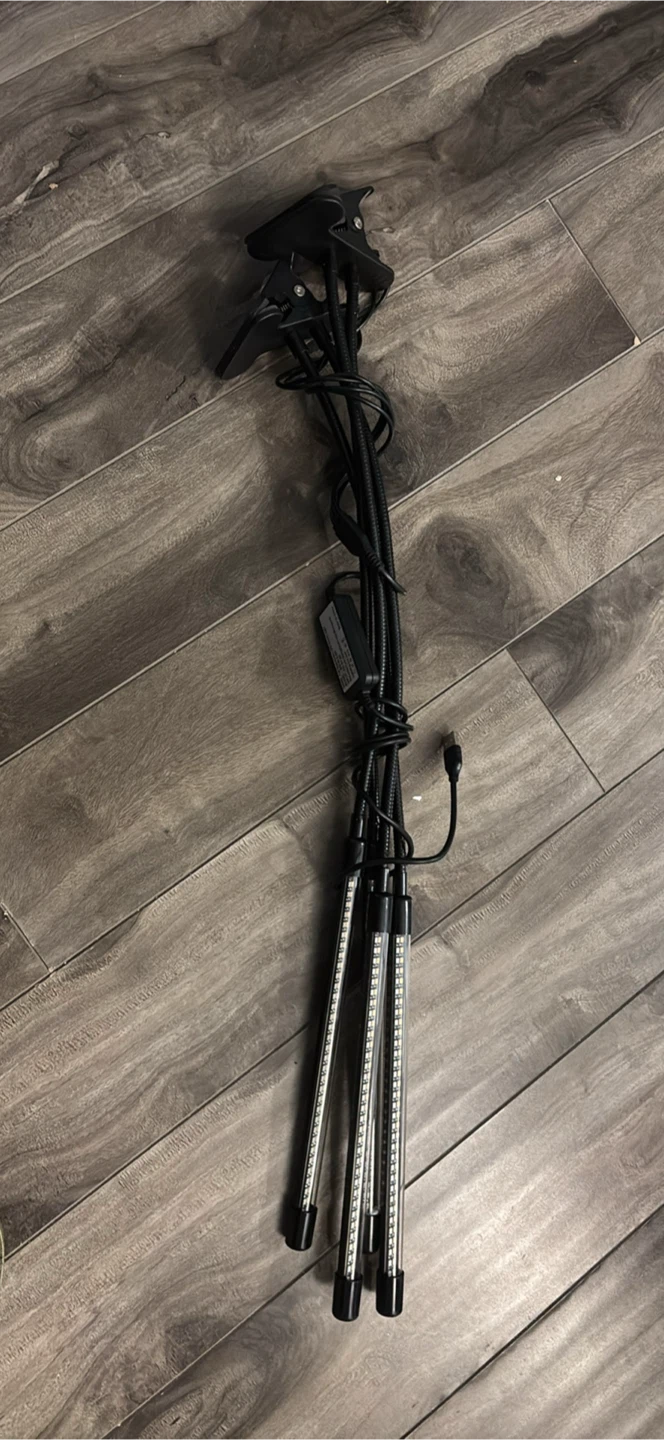 Clip-On Grow Light Set