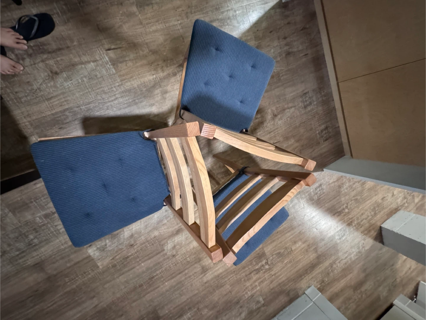 Set of 3 Wooden Chairs with Blue Padded Seats - photo 3