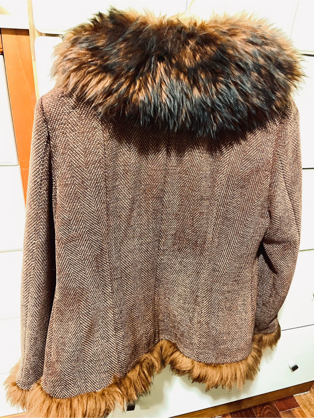 Tweed Coat with Fur Collar & Cuffs - photo 4