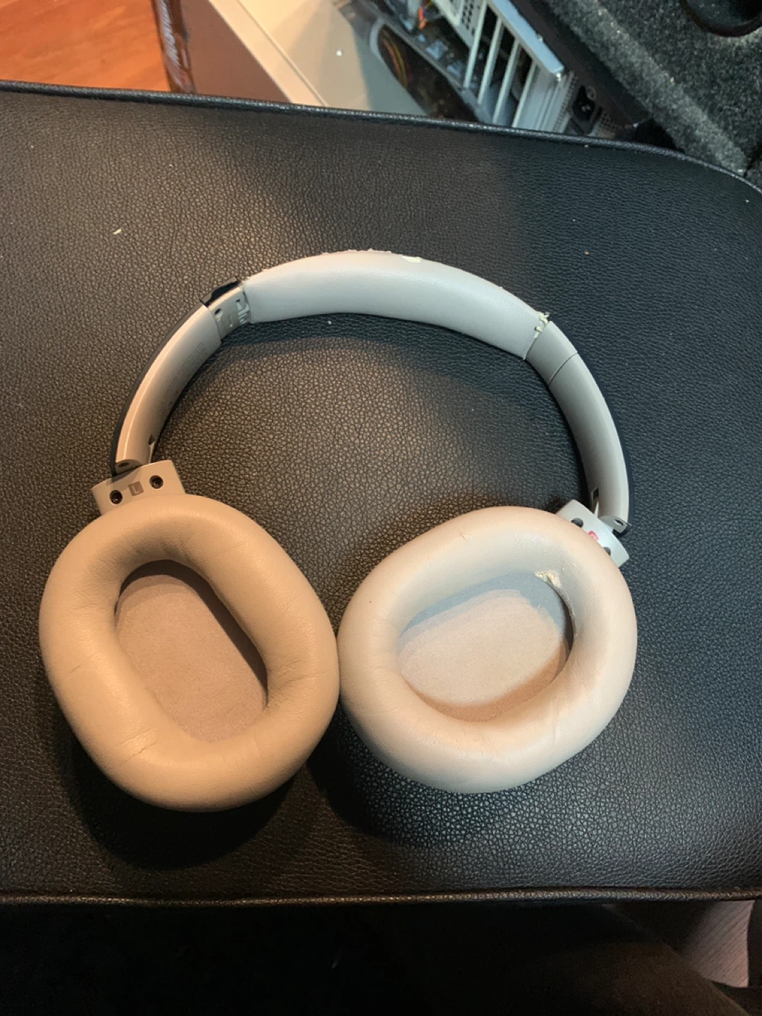 Cleer Headphones - photo 3