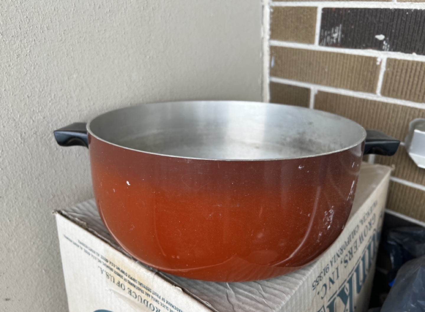 Red Stock Pot