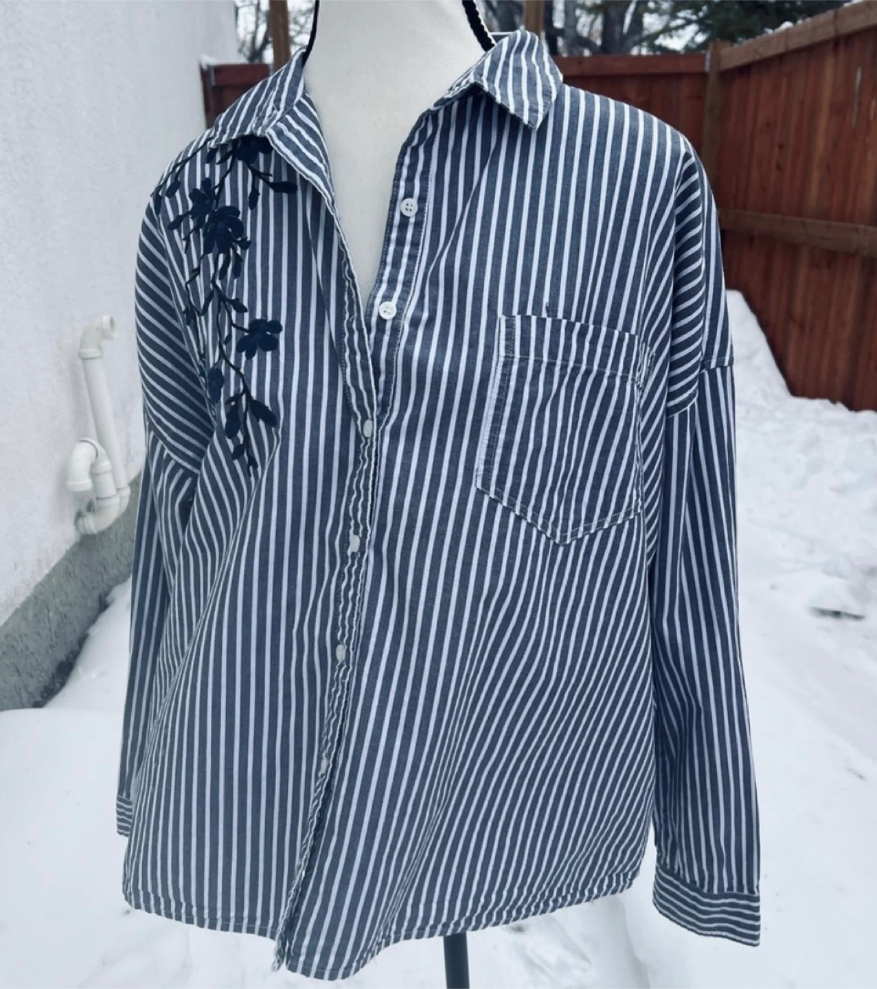 Velvet Embroidered Button Up Blouse - photo 3