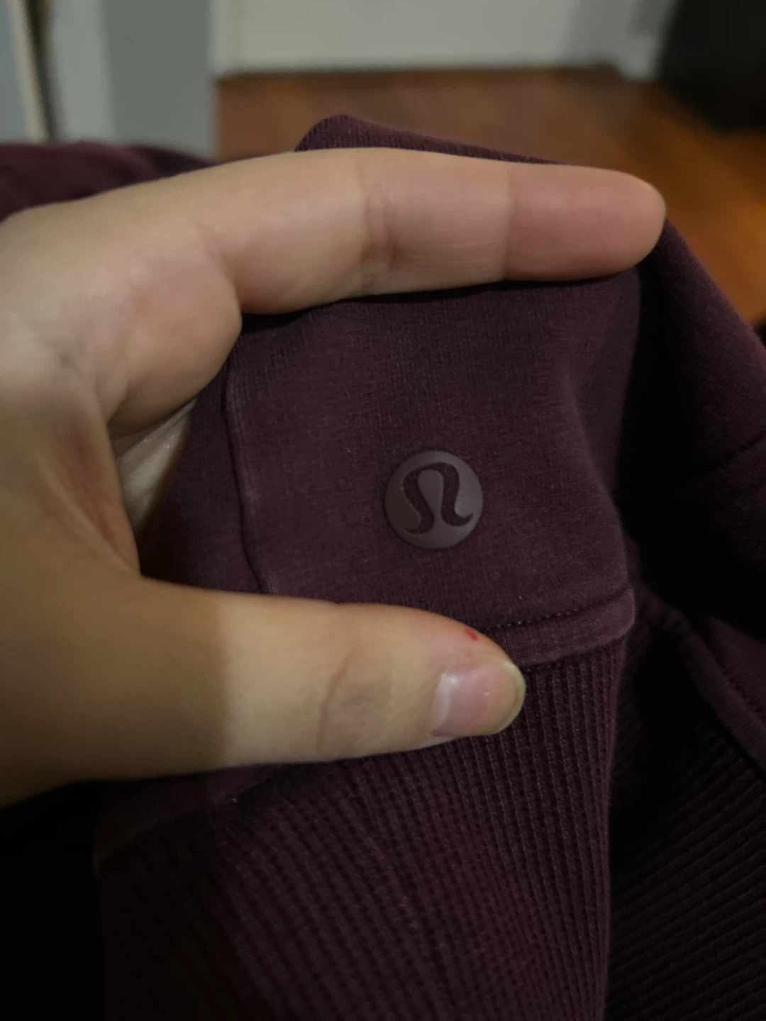 Lululemon Maroon Hoodie - Size M-L - photo 3