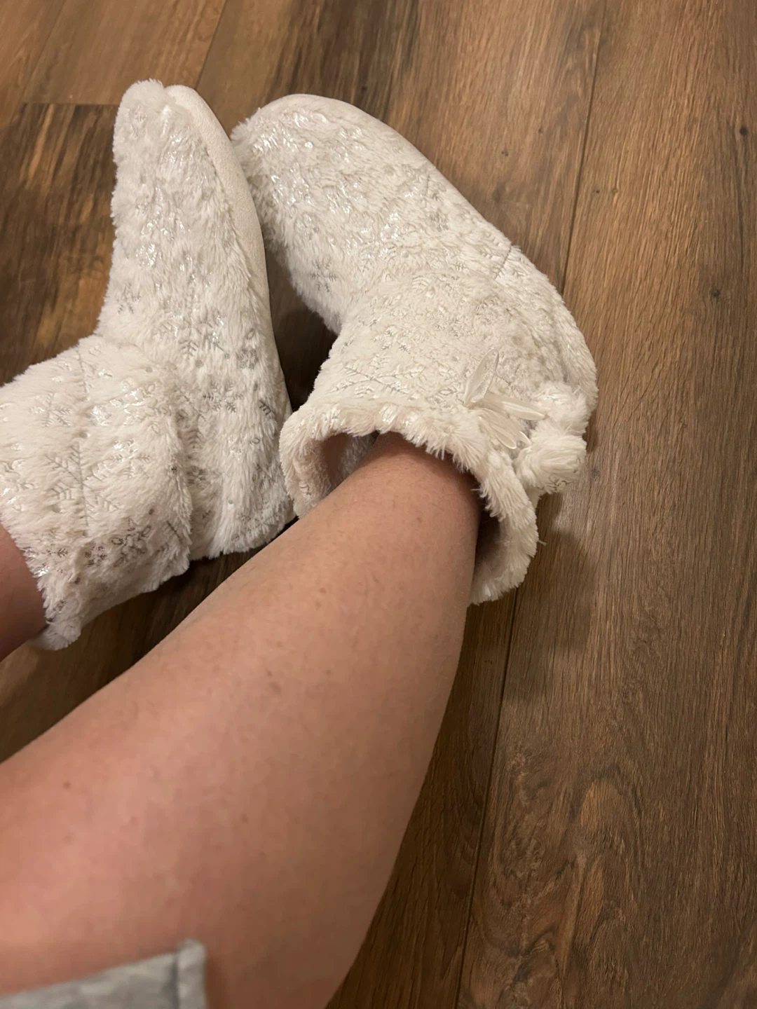 White Fuzzy Slippers with Sparkles - photo 2