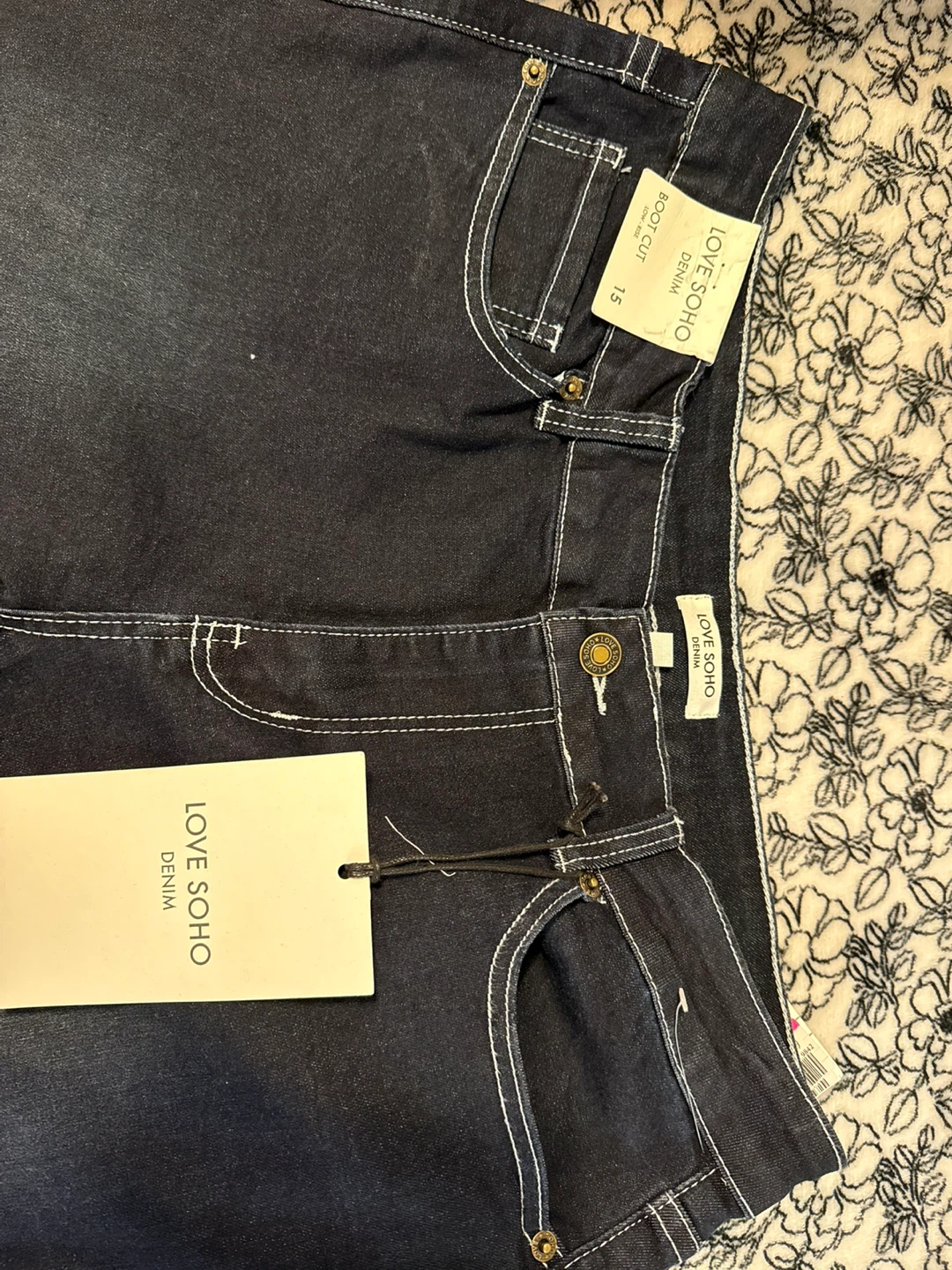LOVE SOHO DENIM Boot Cut Jeans - Size 15
