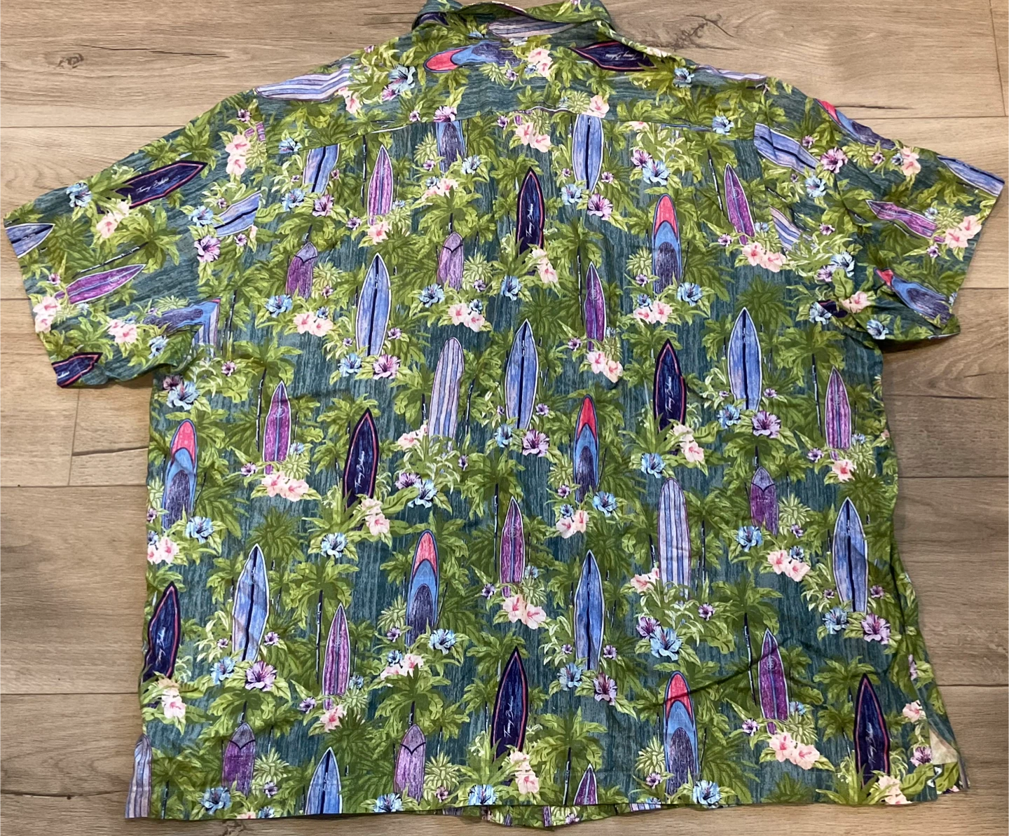 Tommy Bahama 3xL shirt - photo 4