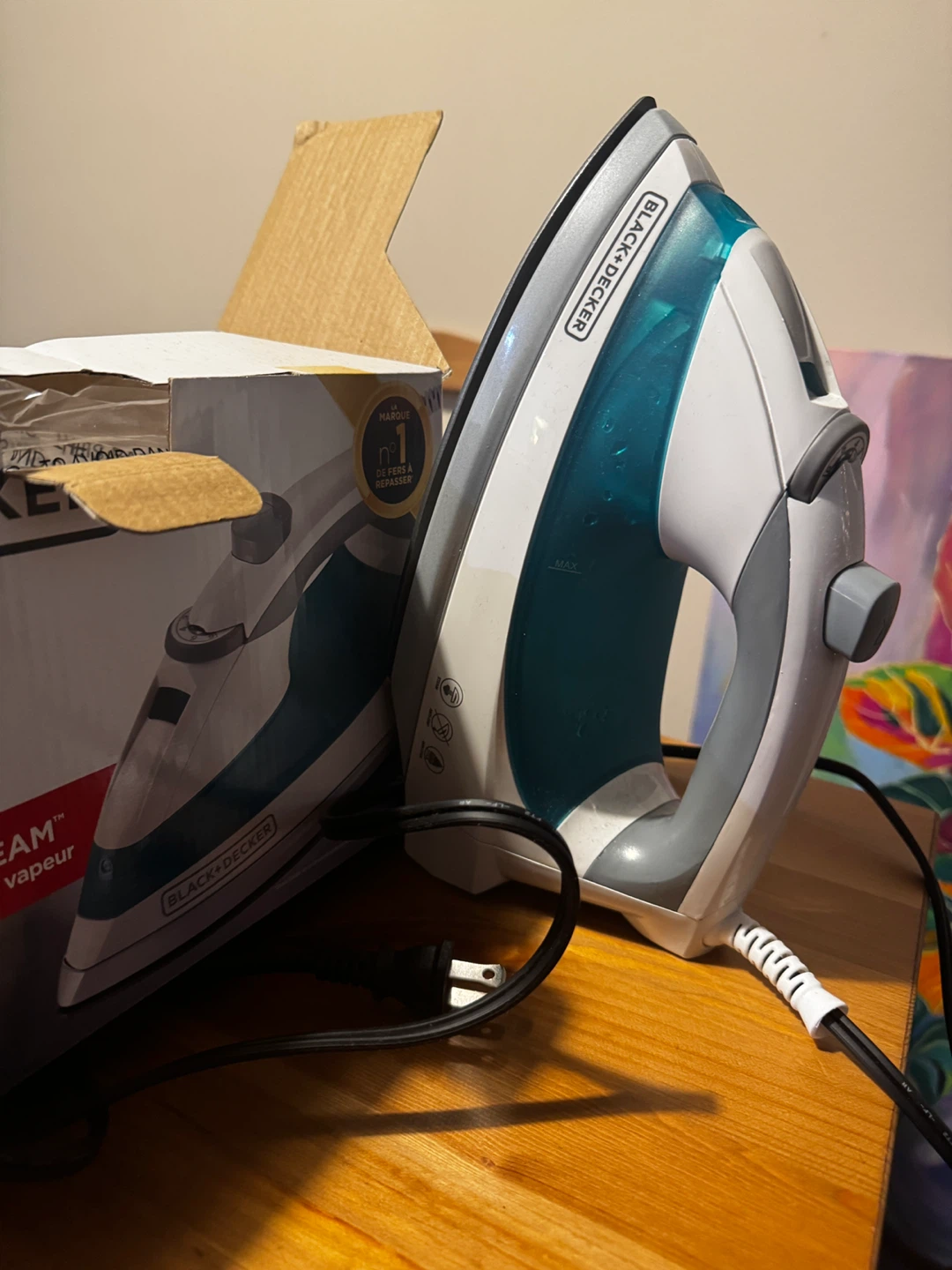 Black+Decker Light N' Easy Steam Iron