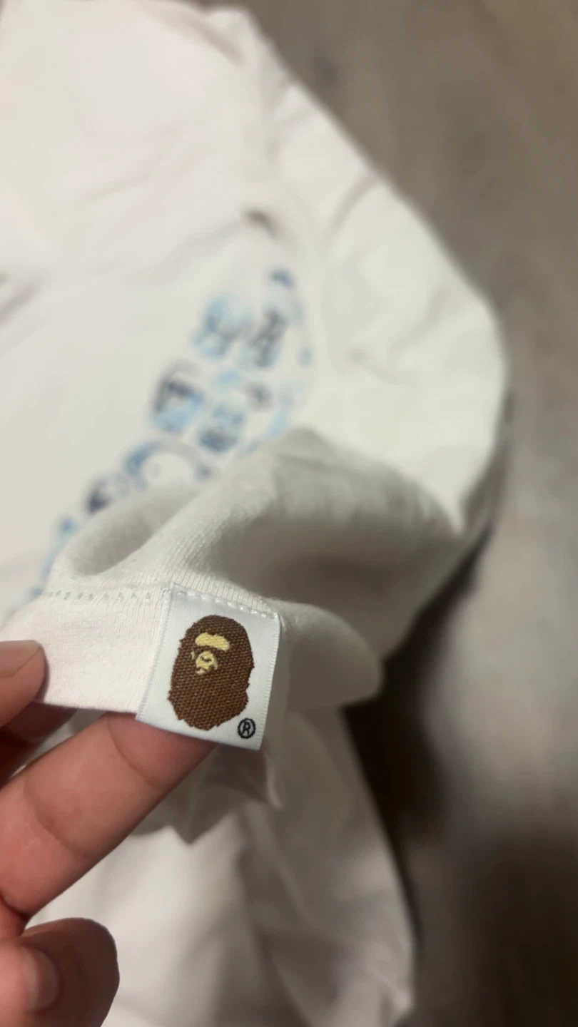 A Bathing Ape (BAPE) White Graphic T-Shirt XL - photo 2
