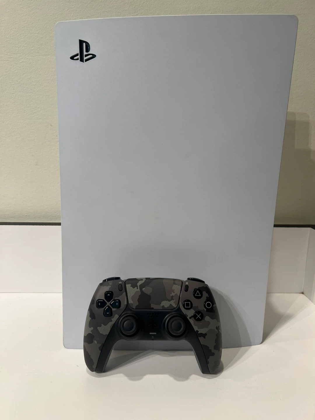 PS5 Digital Edition For sale - photo 4