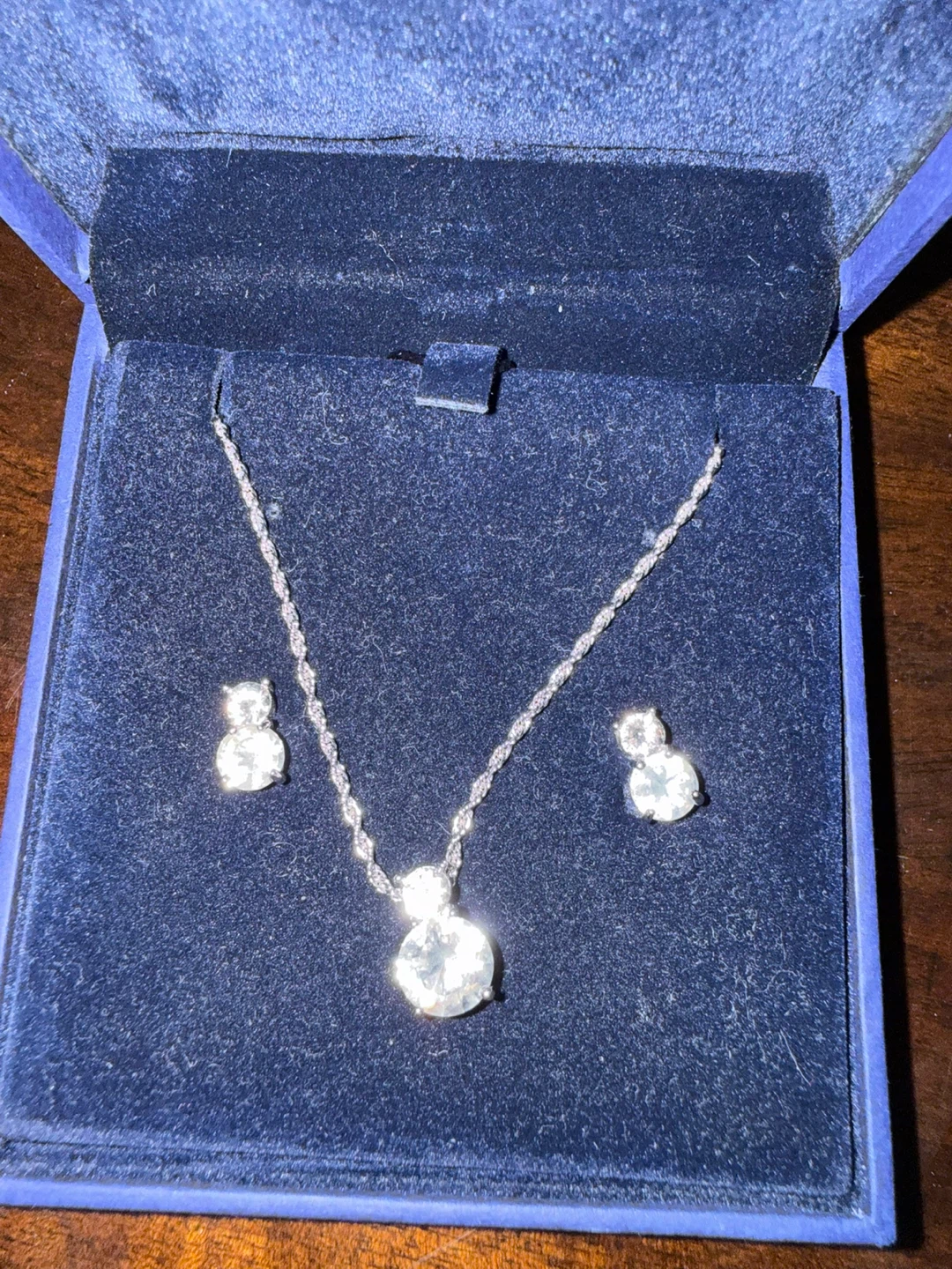 Swarovski Crystal Necklace and Earrings Set - photo 2