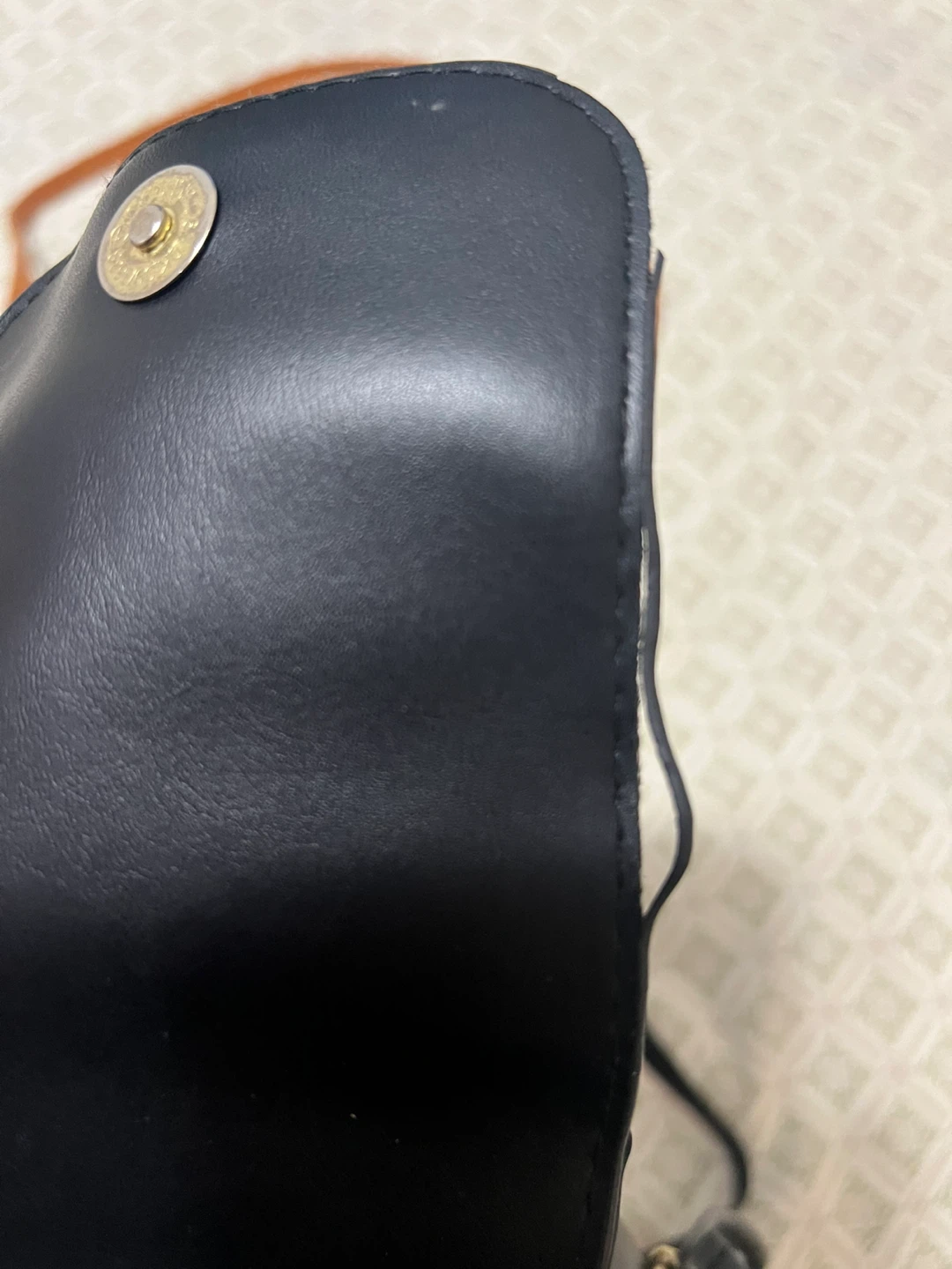 Two Small Shoulder Bags - photo 3