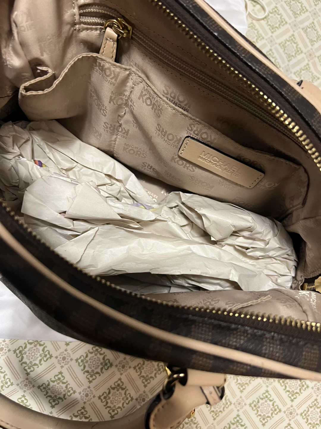 Michael Kors Brown Monogram Boston Bag - photo 4