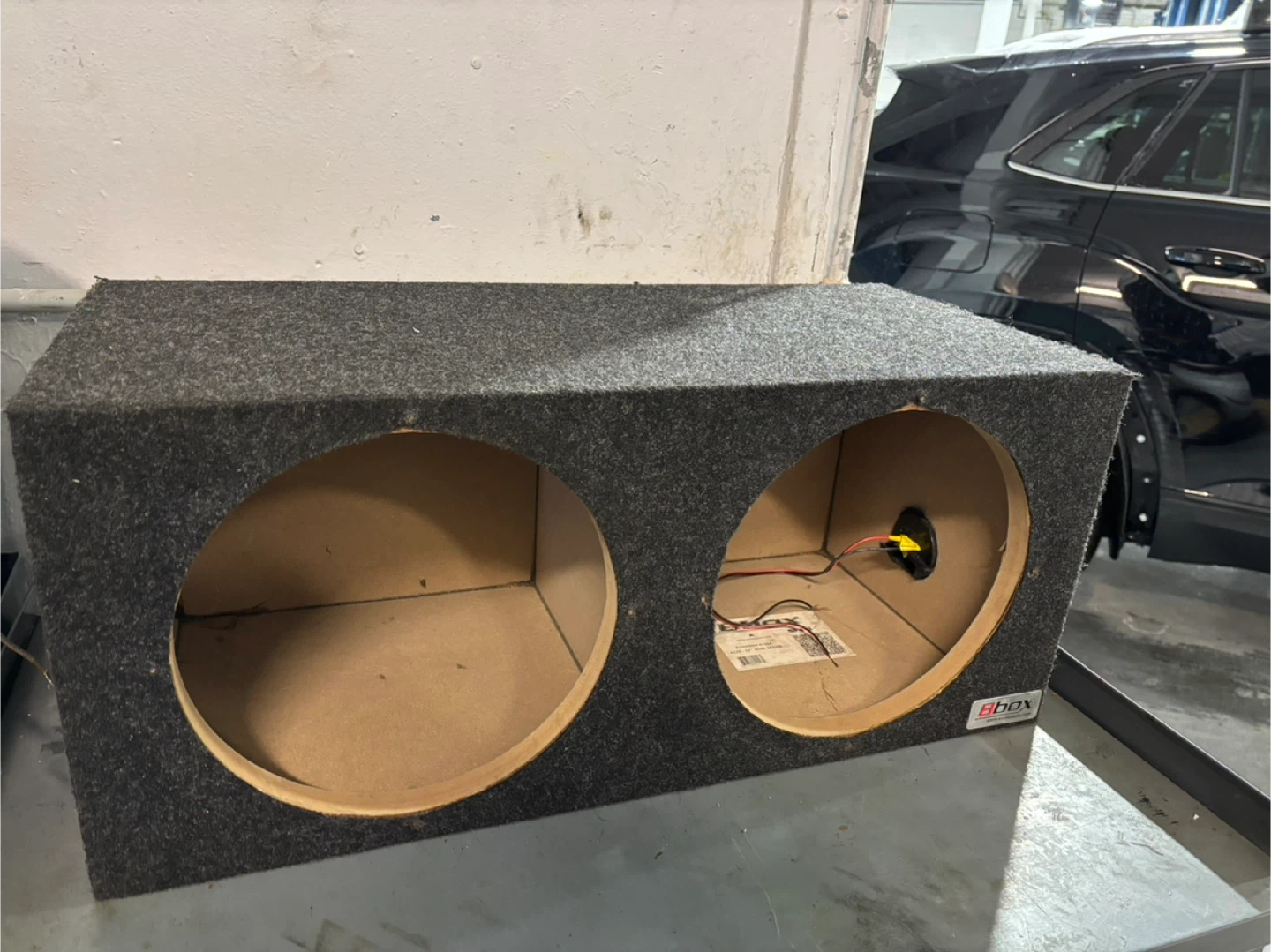 Dual 12" Subwoofer Box Enclosure