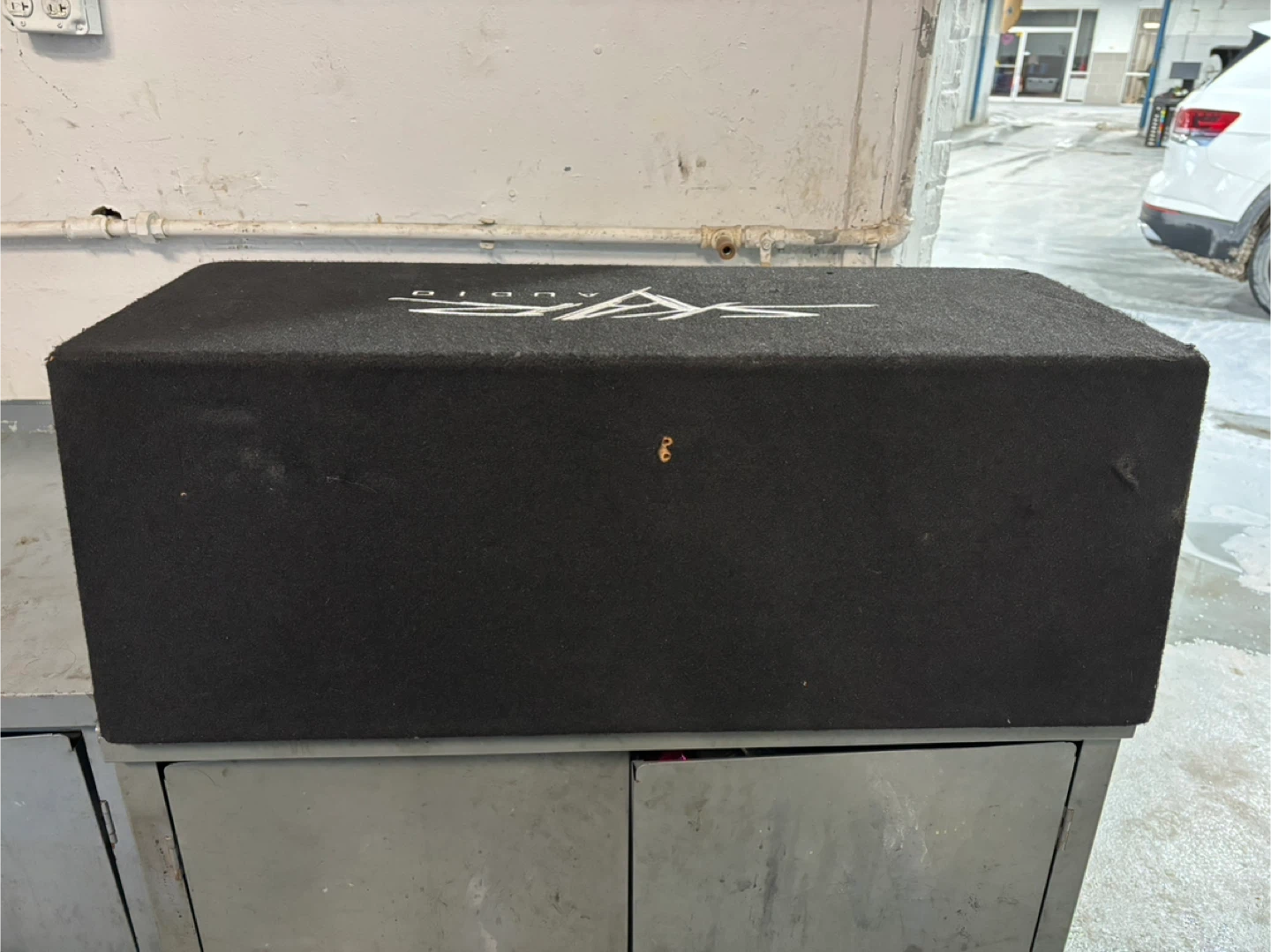 Skar Audio 10” Dual Subwoofer Box