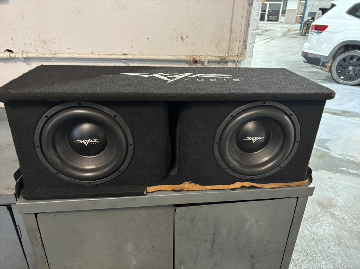 Skar Audio 10” Dual Subwoofer Box - photo 2