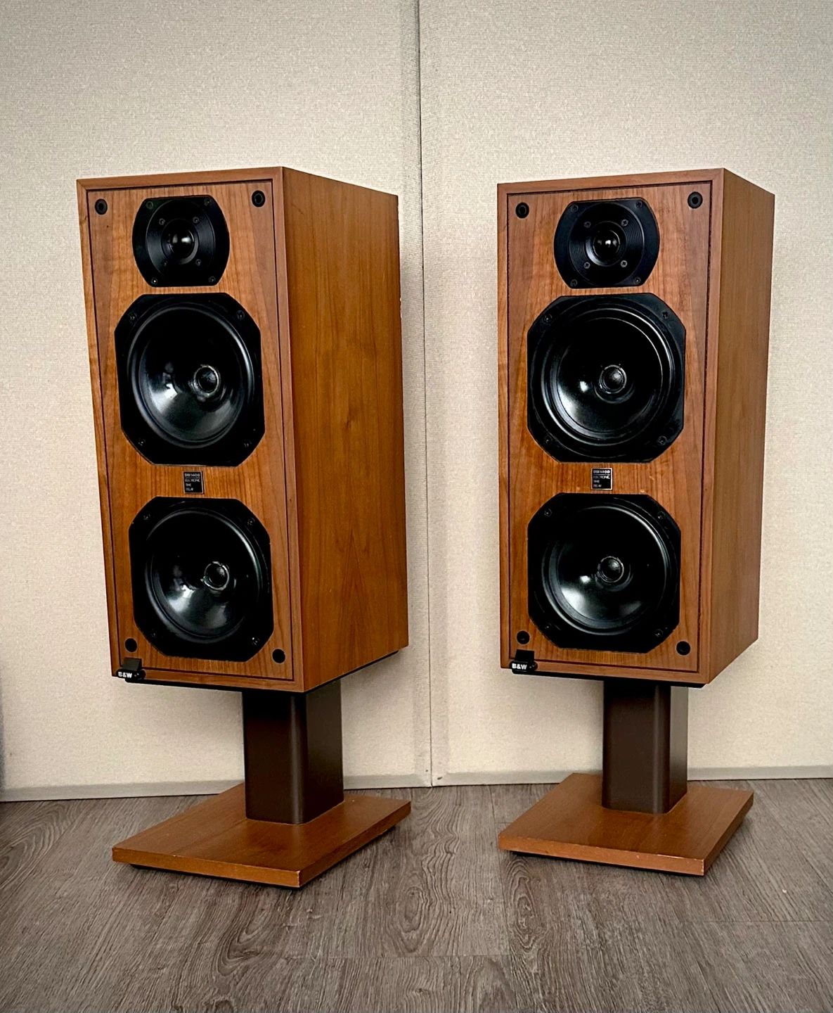 B&W DM1400 Speakers - photo 2
