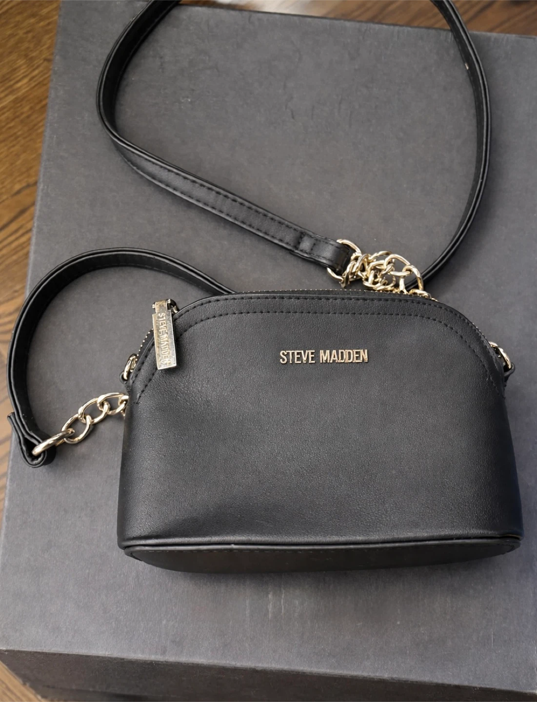 Crossbody bag
