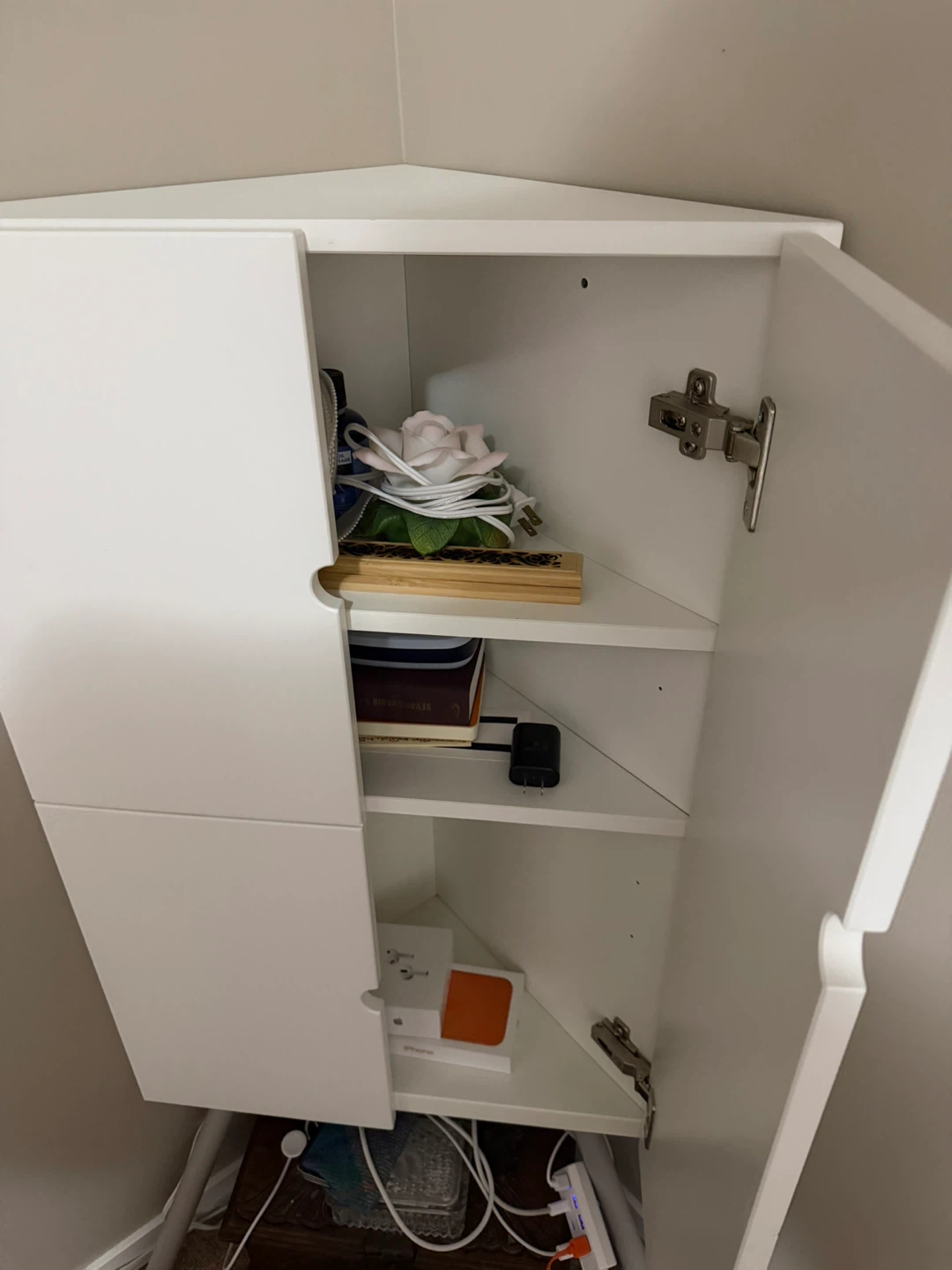 White Corner Cabinet with Doors - photo 3