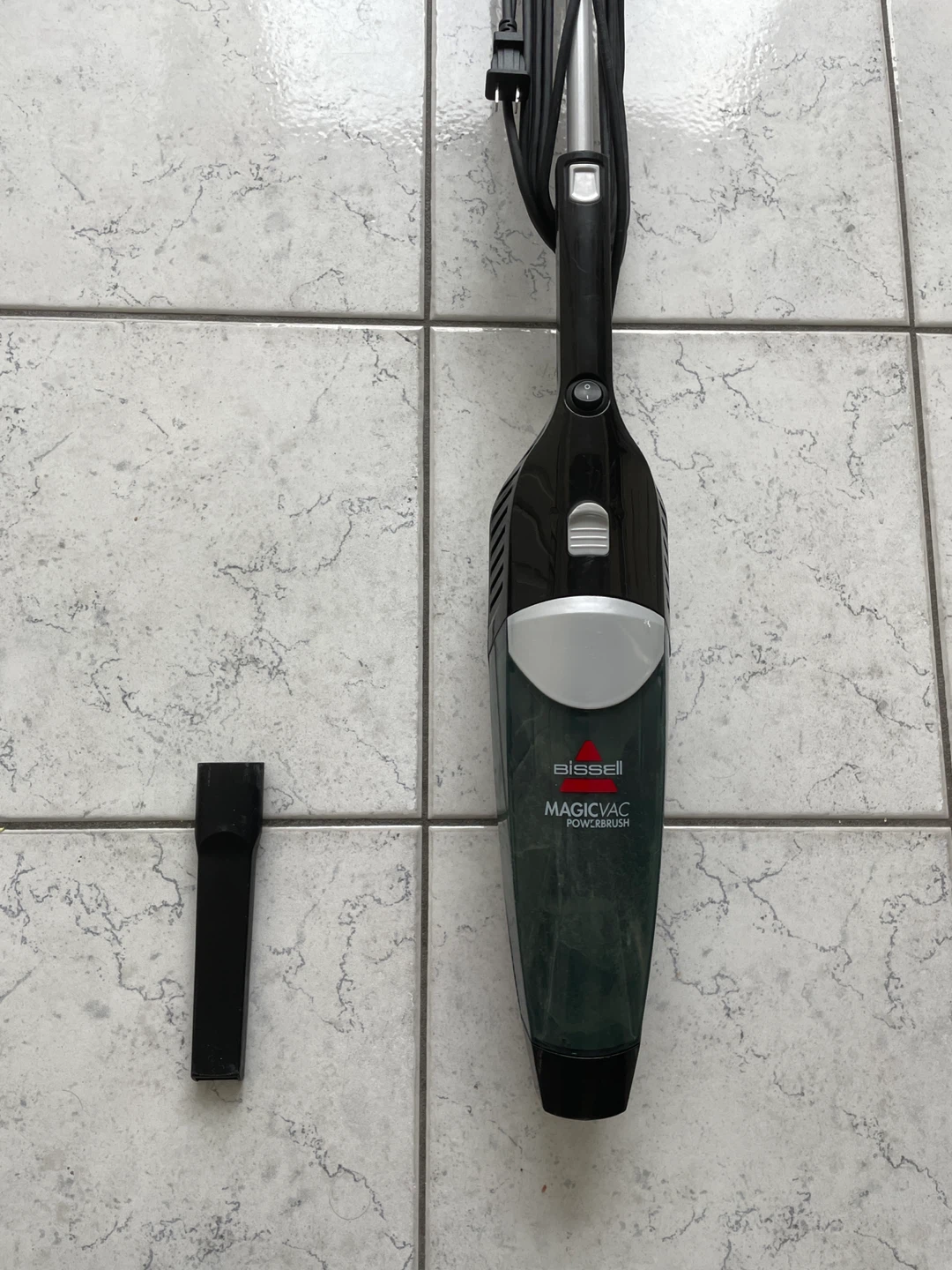 BISSELL MagicVac Powerbrush Vacuum - Converts to hand vac - photo 4