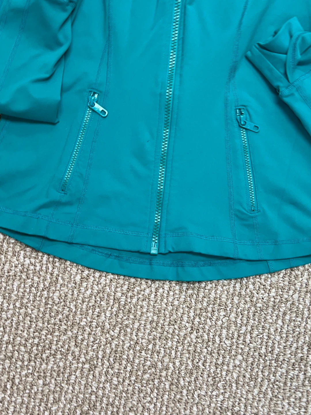 Kirkland Signature Teal Athletic suite- Large - photo 5