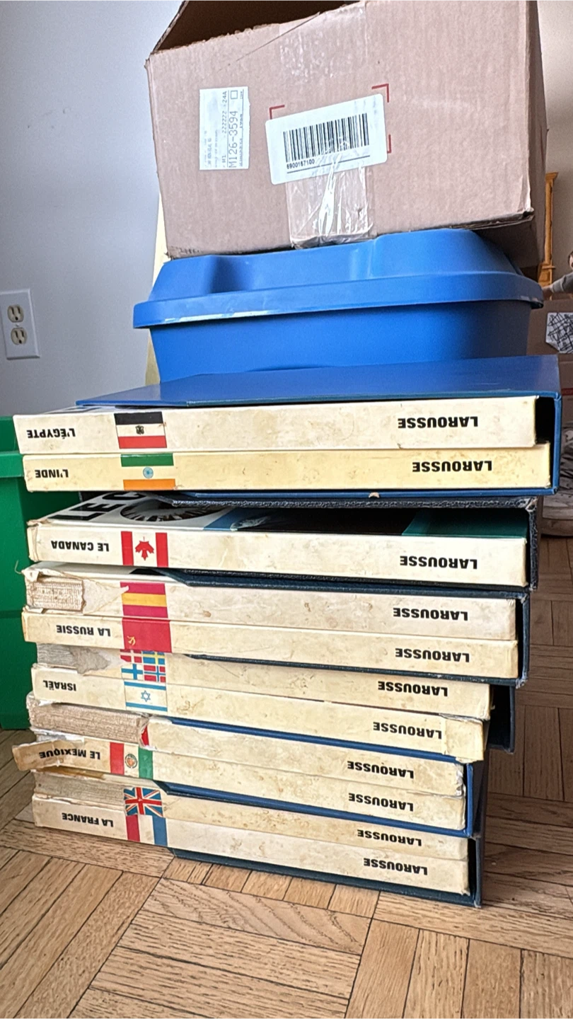 Larousse Collection Monde et Voyages Books - photo 2
