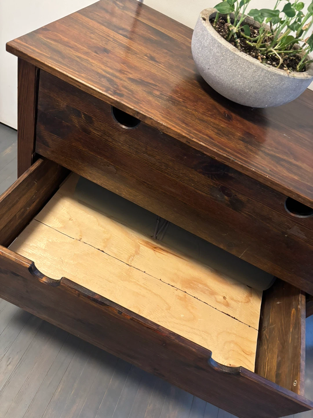 Dark Wood 3-Drawer Dresser - photo 3