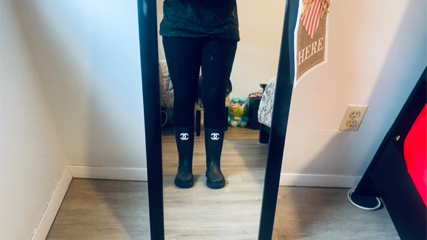 Black Chanel boots size 35 - photo 2