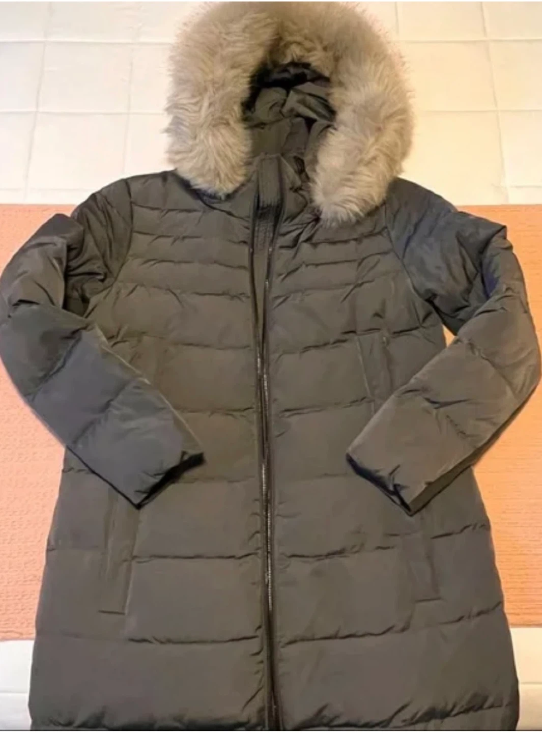 DKNY Women's Puffer Coat with Fur Hood - photo 4