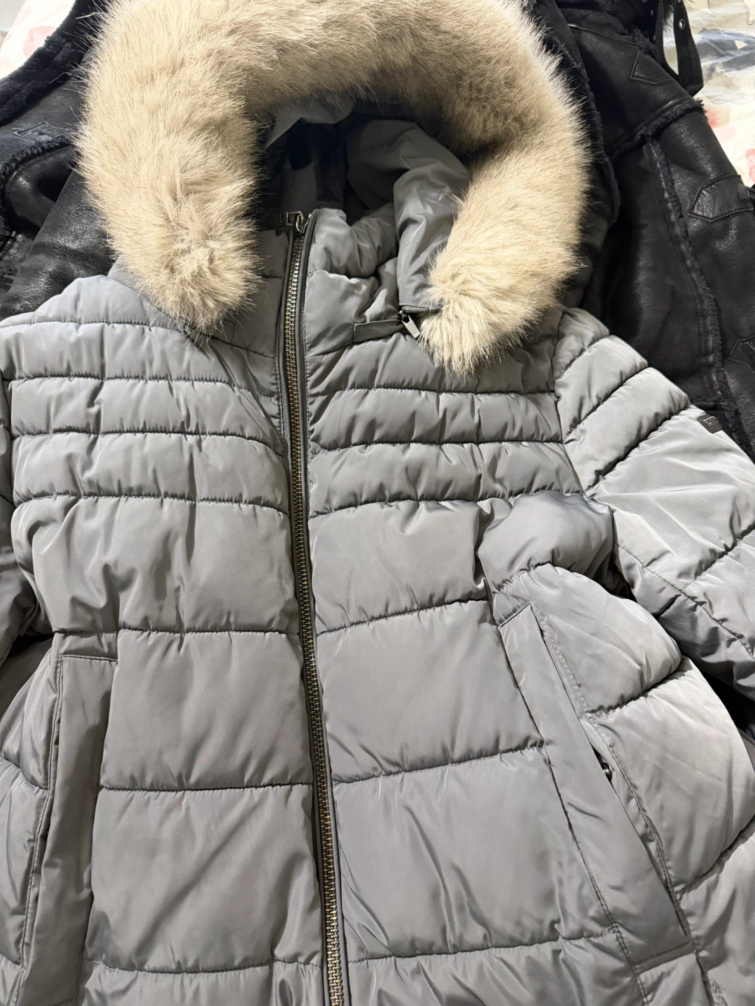 DKNY Women's Puffer Coat with Fur Hood - photo 5