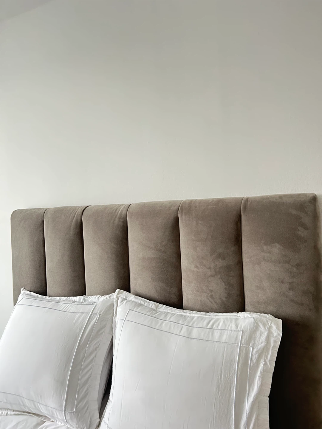 (Pottery Barn) Kira Channel Tufted Upholstered Headboard