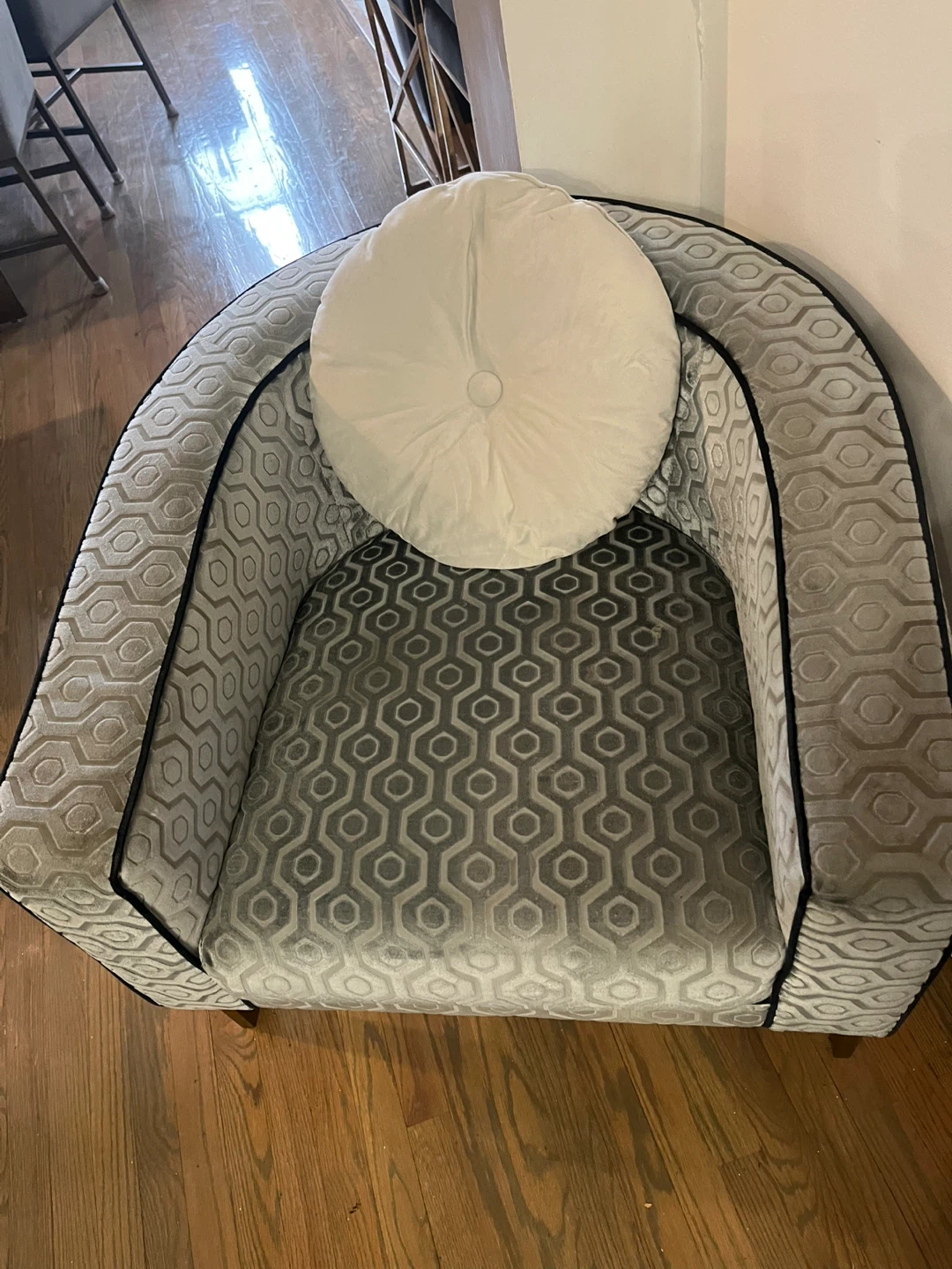 Grey Hexagon Pattern Accent Chair with Gold Base - photo 2