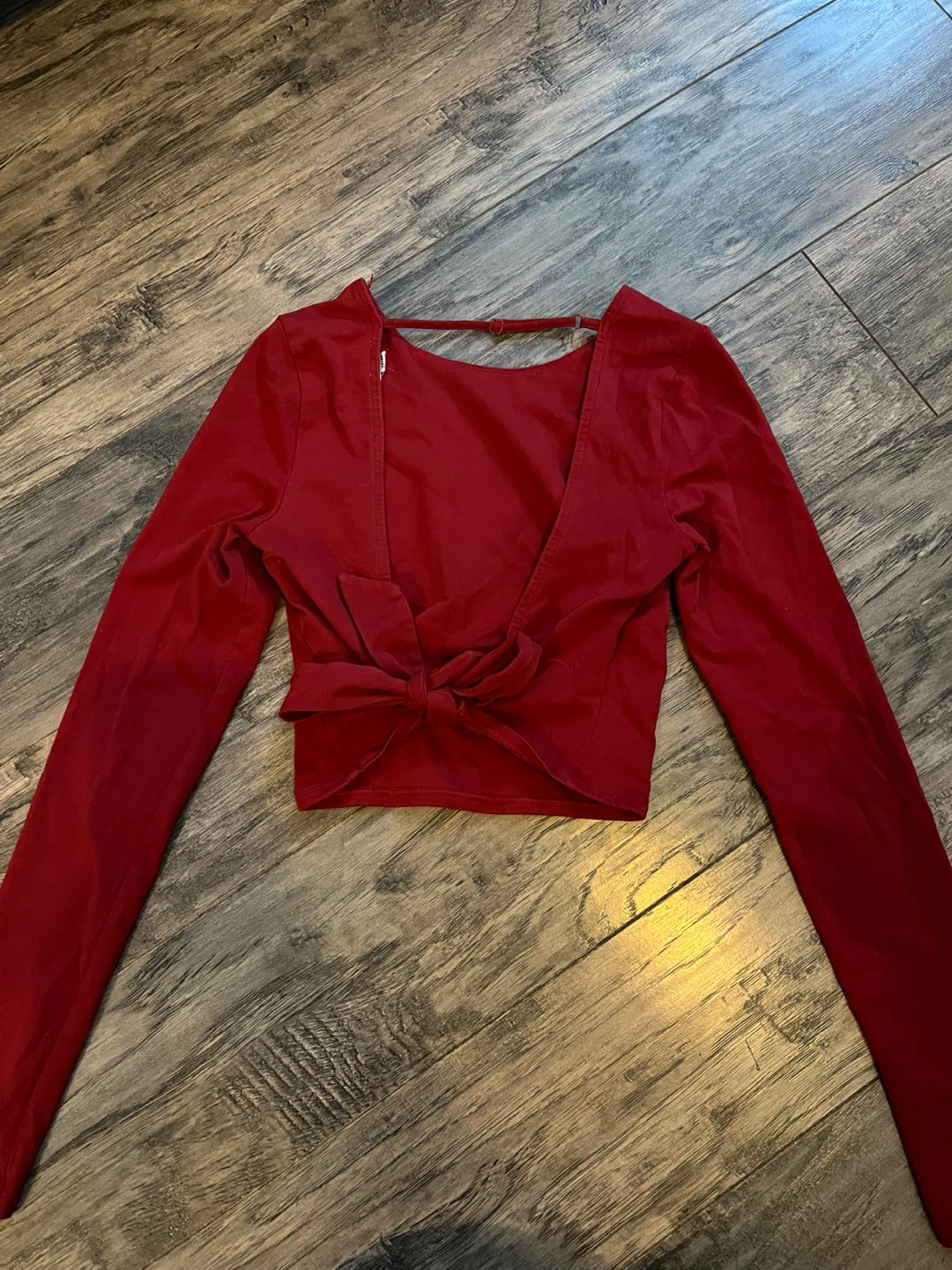Garage Red Long Sleeve Tie Front Crop Top XS - photo 3