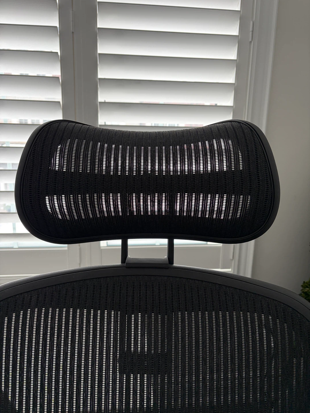Atlas Headrest for Classic Aeron Chair - photo 3