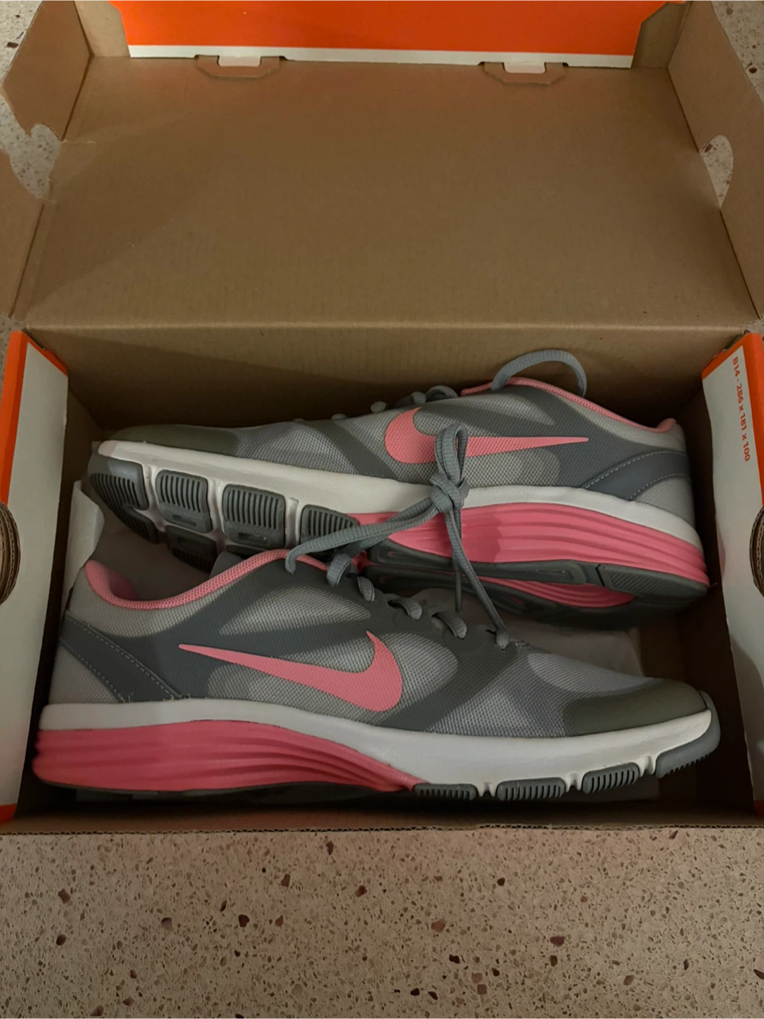 Nike Women's Running Shoes Grey/Pink Size 5.5