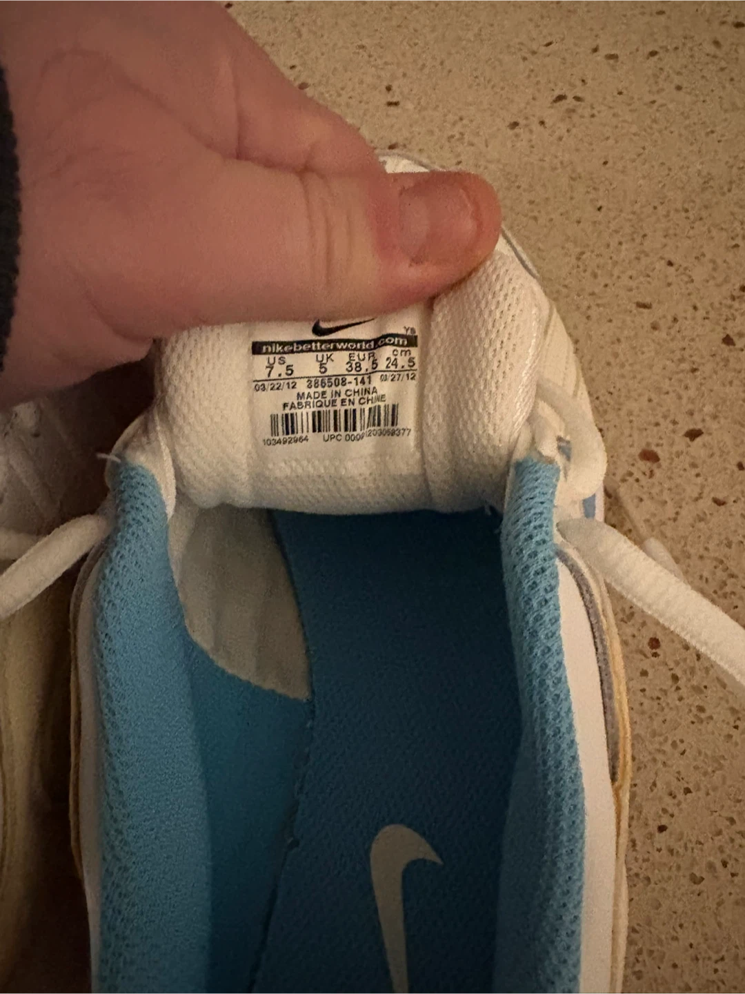 Nike Women's White & Blue Running Shoes Size 7.5 - photo 2